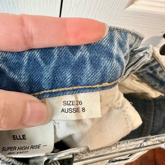 Rolla’s Elle super high rise relaxed Jean - Picture 8 of 8